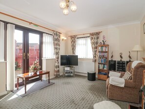 DVD player - Fatima (Burnham-on-Sea)