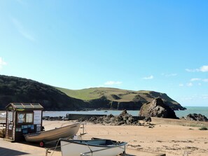 Una spiaggia nelle vicinanze