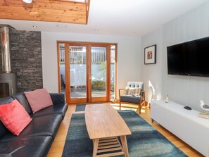 Living area - 2 Dart (Totnes)