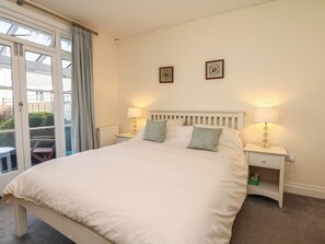 2 slaapkamers, individueel gedecoreerd, individueel gemeubileerd