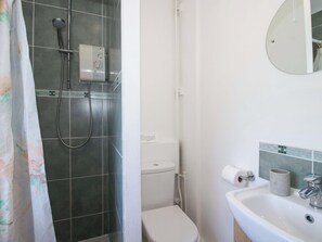 Cottage | Bathroom | Shower - Shepherd's Cottage (Bridgnorth)