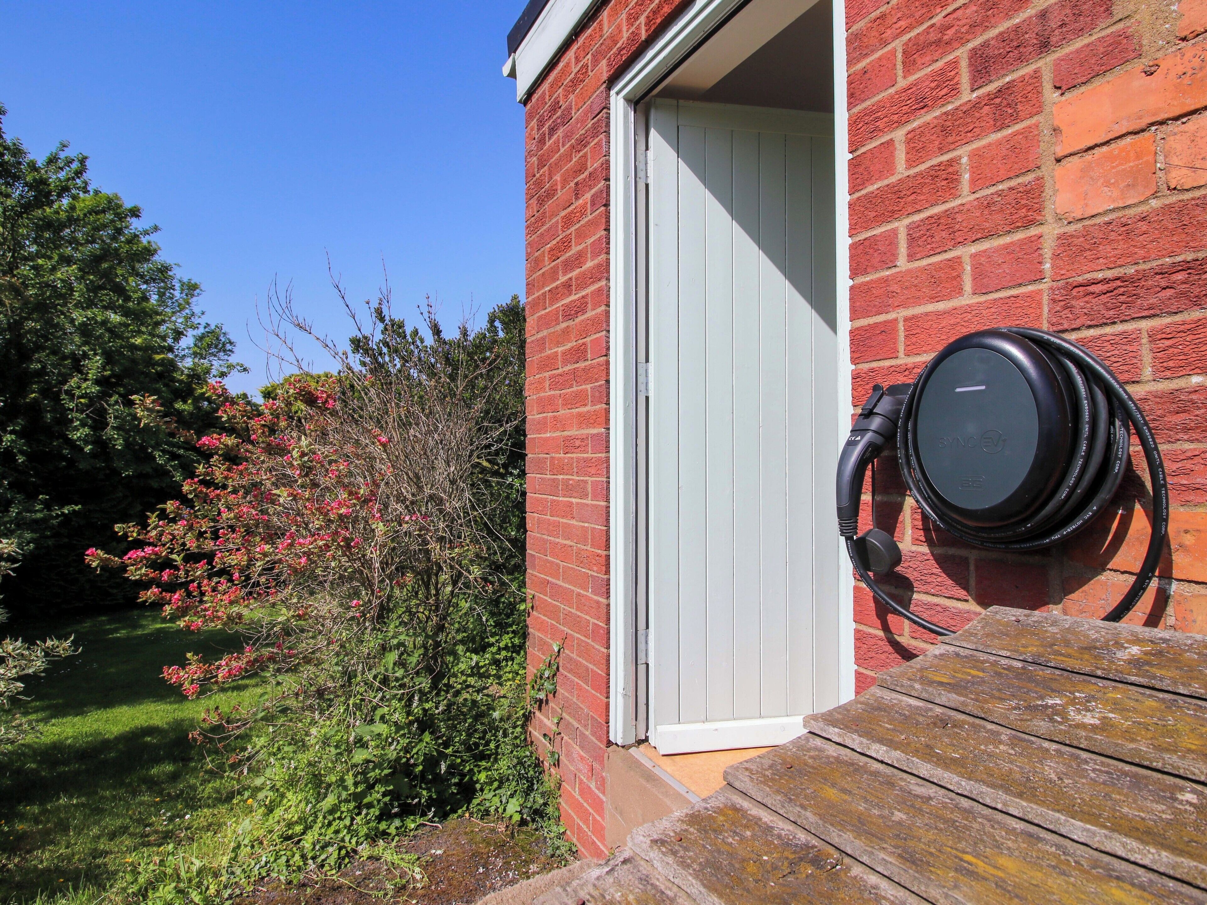 Cottage | Property grounds
