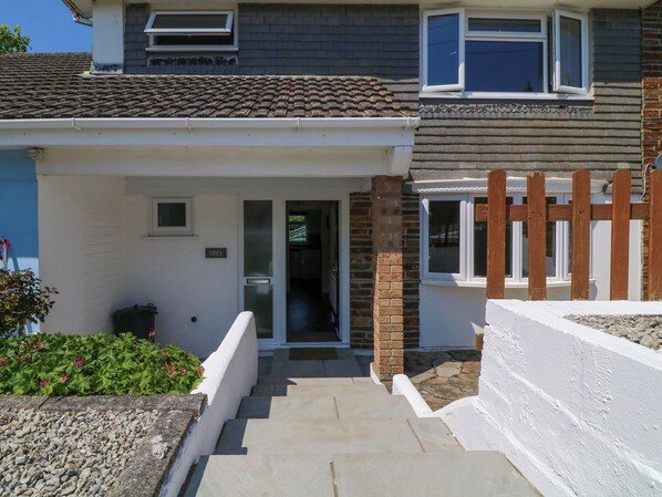 Exterior detail - Cres (Tintagel)