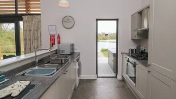 Fridge, dishwasher, electric kettle, toaster