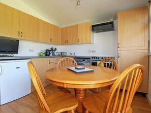 Dining - Cornish Holiday at Atlantic Bays (Padstow)