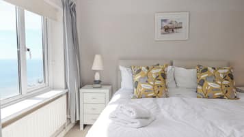 4 bedrooms, individually decorated, individually furnished, free WiFi