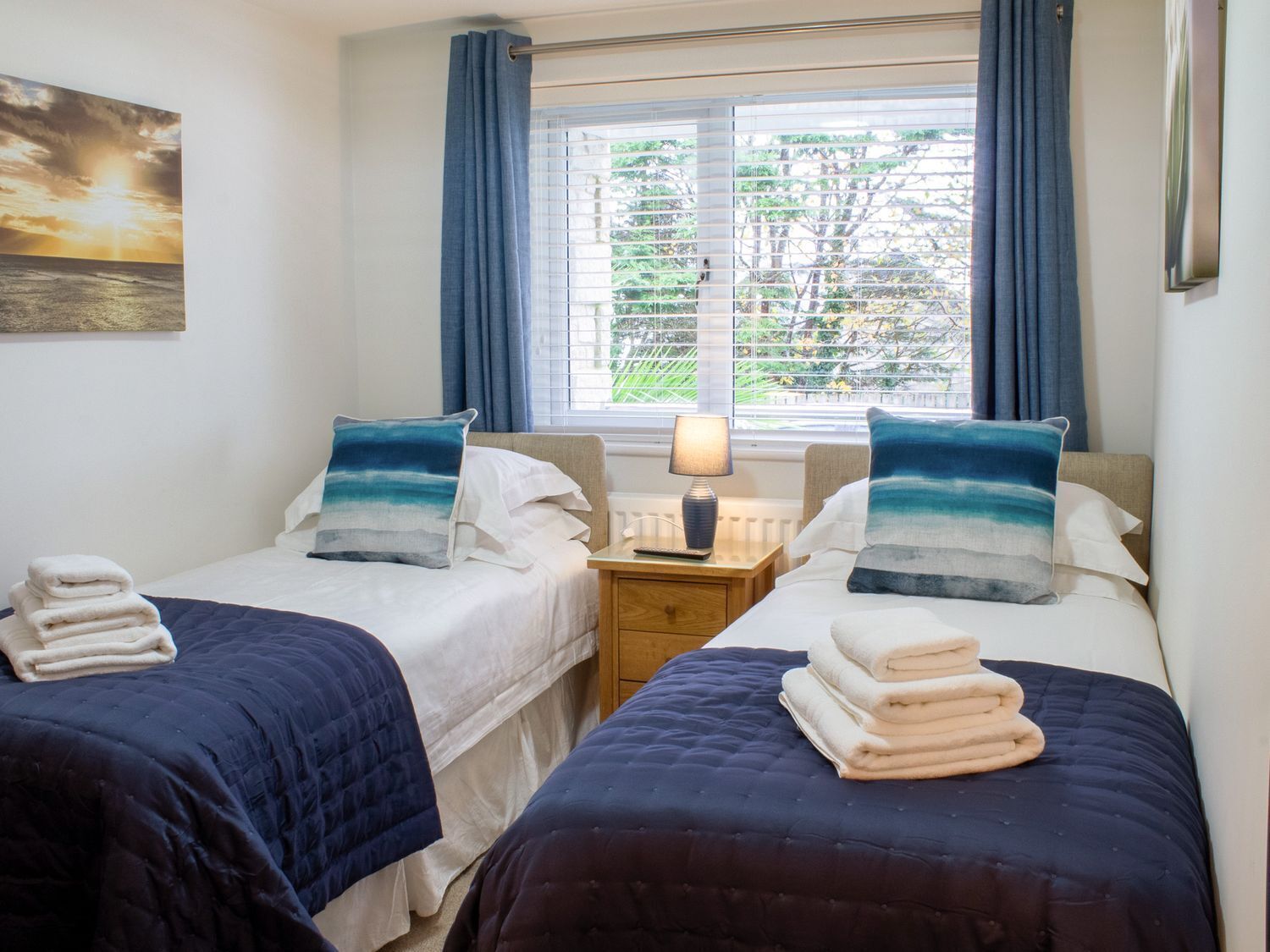 2 bedrooms, individually decorated, individually furnished, free WiFi