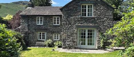 Cottage | Front of property