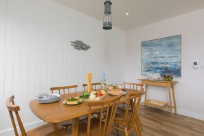 Dining - Morwenna (Helston)