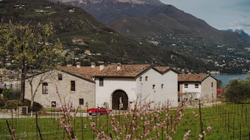 Facciata della struttura