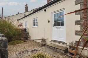 Cottage | Exterior detail - Honeysuckle Cottage (St Austell)