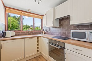 Fridge, dishwasher, electric kettle, toaster