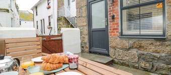 2A Salubrious Terrace