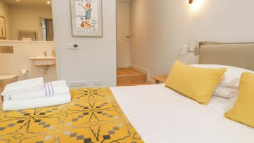 2 bedrooms, individually decorated, individually furnished, free WiFi