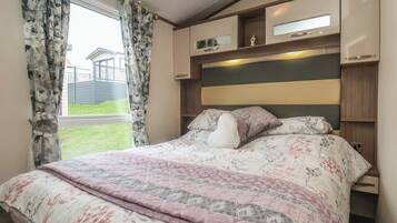 3 bedrooms, individually decorated, individually furnished, free WiFi