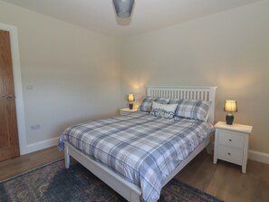 2 bedrooms, individually decorated, individually furnished, free WiFi - The Boathouse (Carrigaholt)