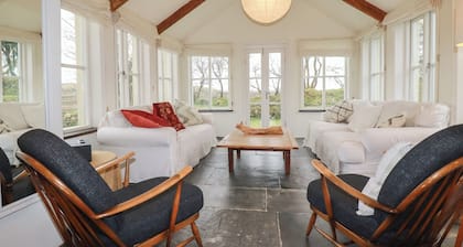 Poldue House