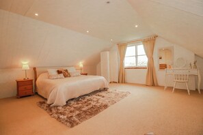 Ferienhaus | 4 Schlafzimmer, individuell dekoriert, individuell eingerichtet