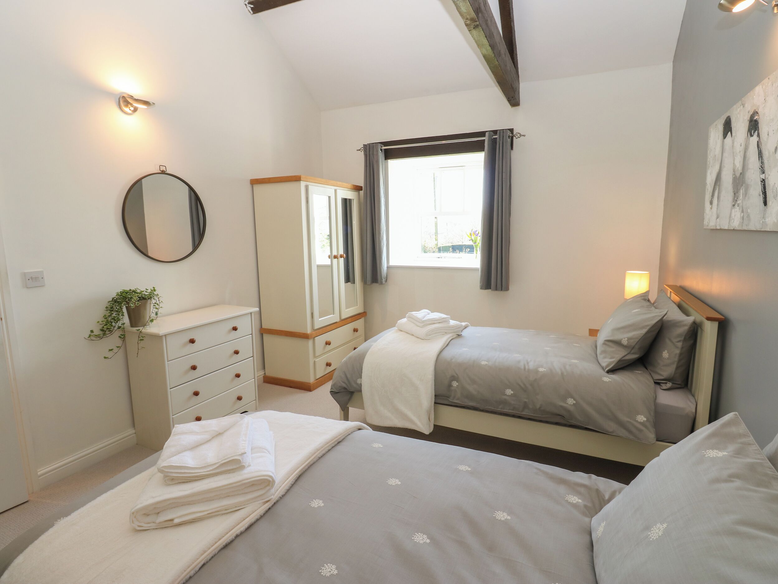 3 間睡房、獨特設計、獨特裝修、免費 Wi-Fi