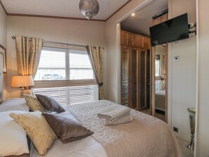 2 slaapkamers, individueel gedecoreerd, individueel gemeubileerd