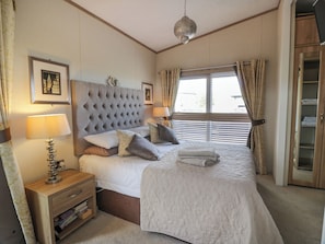 2 chambres, décor unique, ameublement unique, accès au Wi-Fi (inclus)
