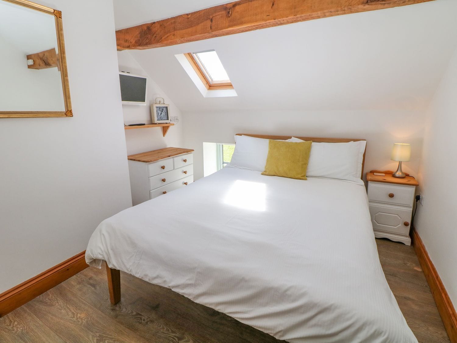 1 多间卧室、特色装修  、特色家居、免费 WiFi