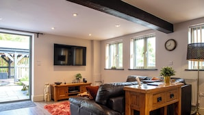 DVD player - Little Willow (St. Columb Major)