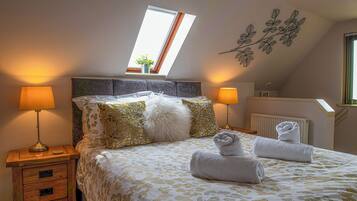 1 bedroom, individually decorated, individually furnished, free WiFi