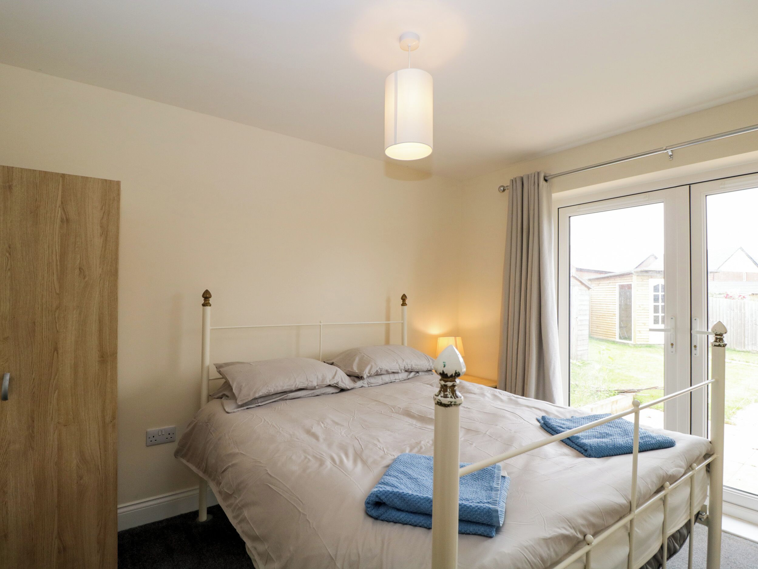 3 bedrooms, individually decorated, individually furnished, free WiFi