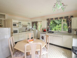 Dining - Tyr Glyn (Pwllheli)