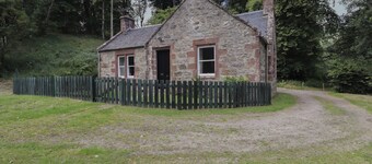 Gunroom Cottage