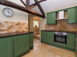 Fridge, dishwasher, cookware/dishes/utensils - The Bothy (Knaresborough)
