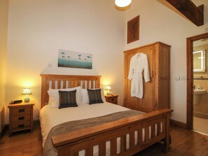 1 chambre, décoration personnalisée, ameublement personnalisé