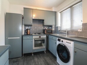 Peralatan masak/sendok-piring