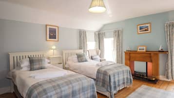 2 bedrooms, individually decorated, individually furnished, free WiFi