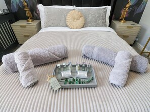 Cottage | 1 bedroom, individually decorated, individually furnished, free WiFi - The Snug on the Cobbles (Keighley)