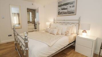 4 slaapkamers, individueel gedecoreerd, individueel gemeubileerd