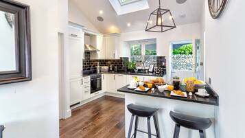 Fridge, dishwasher, electric kettle, toaster