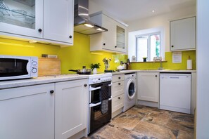 Cottage | Interior