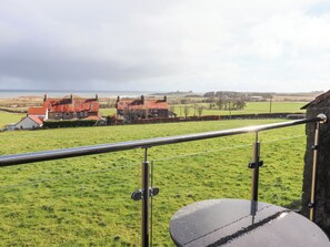 Property grounds - Dunstanburgh View (Alnwick)