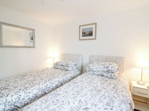 2 室のベッドルーム、客室ごとに異なる装飾、客室ごとに異なるインテリア、WiFi (無料)