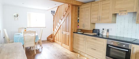 Fridge, dishwasher, electric kettle, toaster