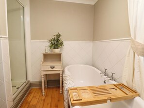 Shower - Woodside Cottage (Skipton)