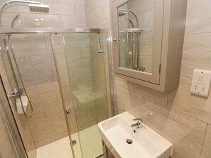 Shower - The Annexe @ Trintex (Tenby)
