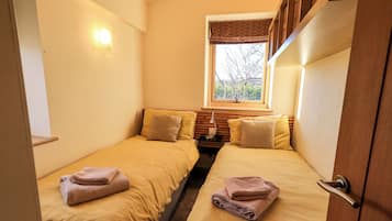3 bedrooms, individually decorated, individually furnished, free WiFi