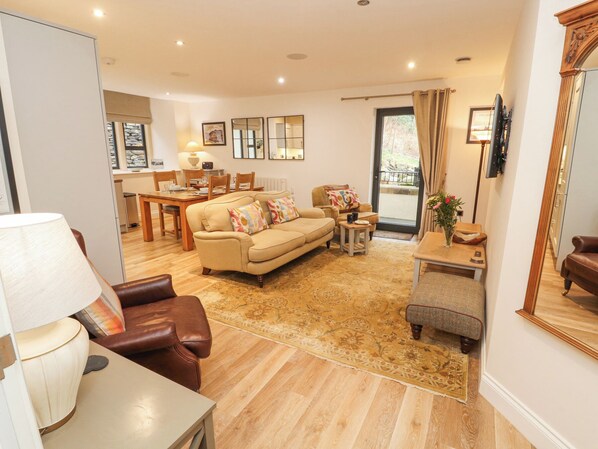 Living area - Deer Wood At Applethwaite Hall (Windermere)