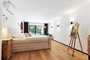 4 sovrum, värdeförvaringsskåp på rummet och strykjärn/strykbräda