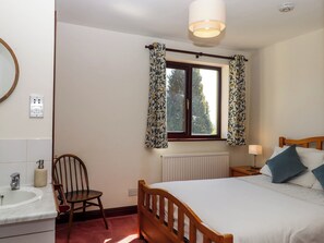 5 Schlafzimmer, individuell dekoriert, individuell eingerichtet