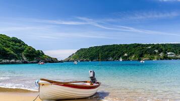 ๊ทผ์ฒ ํด๋ณ