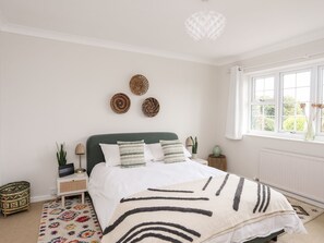 4 slaapkamers, individueel gedecoreerd, individueel gemeubileerd